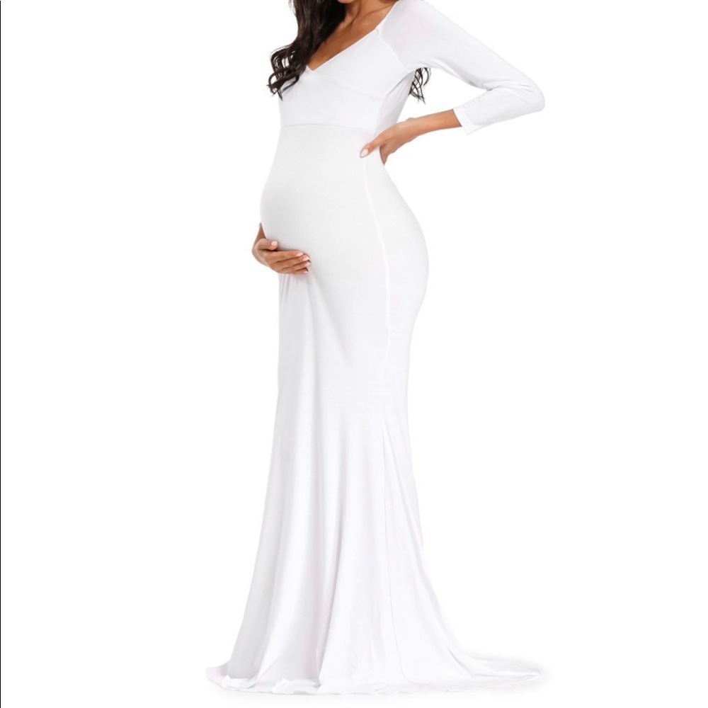 Maxi Maternity Off-Shoulder dress